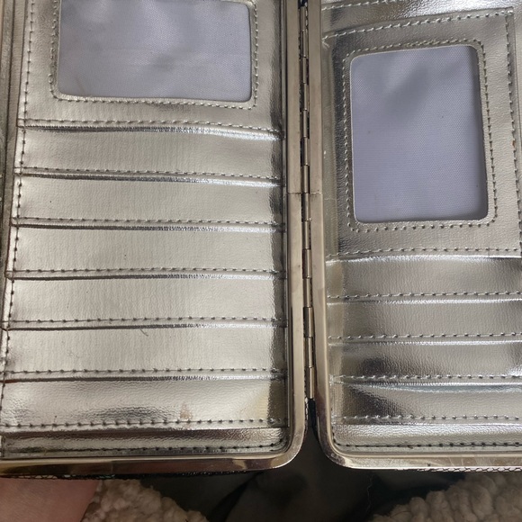 Wallet - Picture 2 of 2